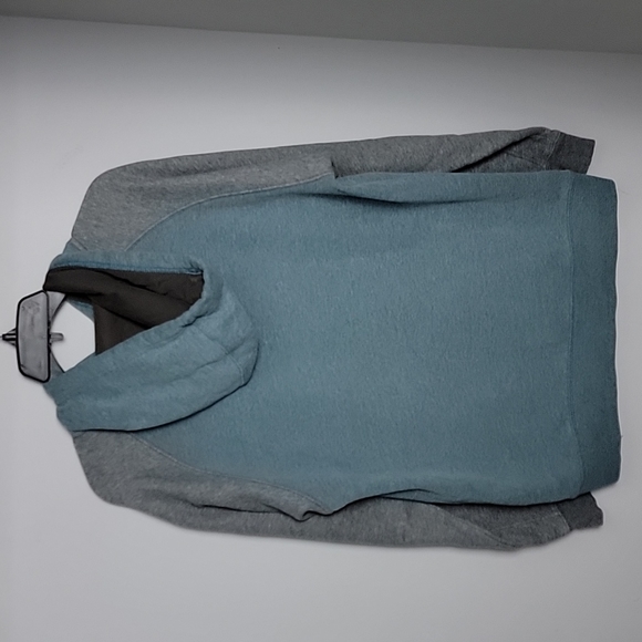 Men's Columbia Hoodie - Picture 4 of 5